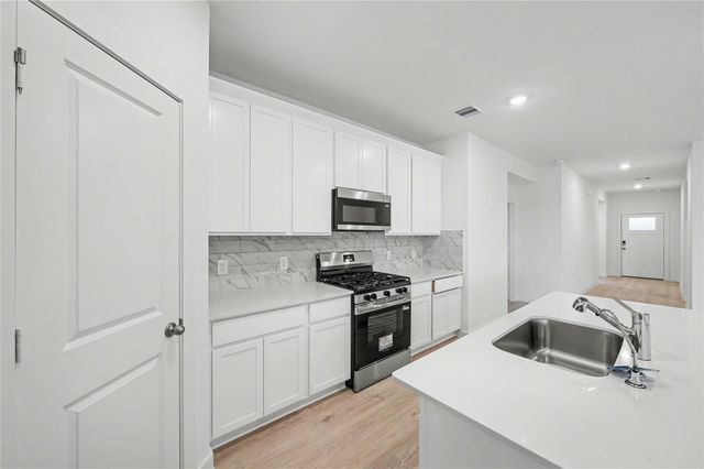 3930 Langridge Drive, Fulshear, TX 77441