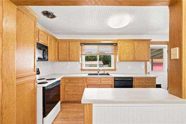 1830 Shawnee Street, Leavenworth, KS 66048