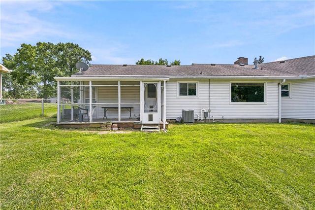 1830 Shawnee Street, Leavenworth, KS 66048