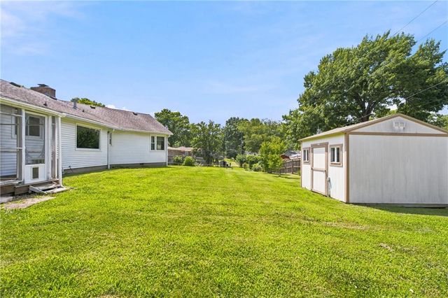 1830 Shawnee Street, Leavenworth, KS 66048