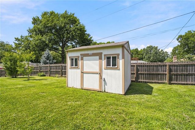 1830 Shawnee Street, Leavenworth, KS 66048