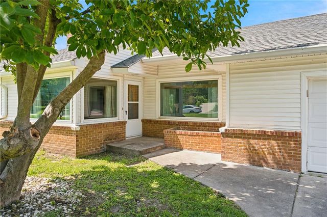 1830 Shawnee Street, Leavenworth, KS 66048