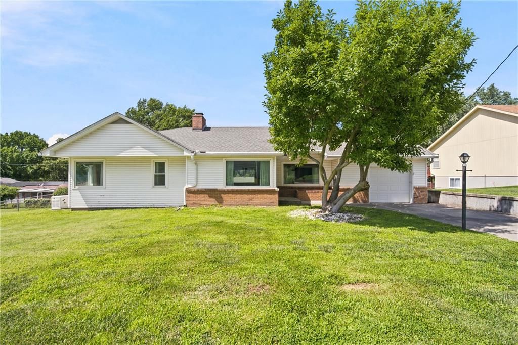1830 Shawnee Street, Leavenworth, KS 66048