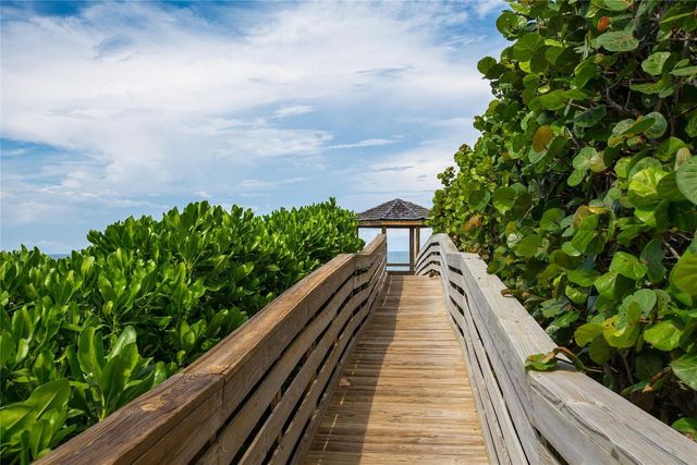 1760 Cypress Lane, Vero Beach, FL 32963