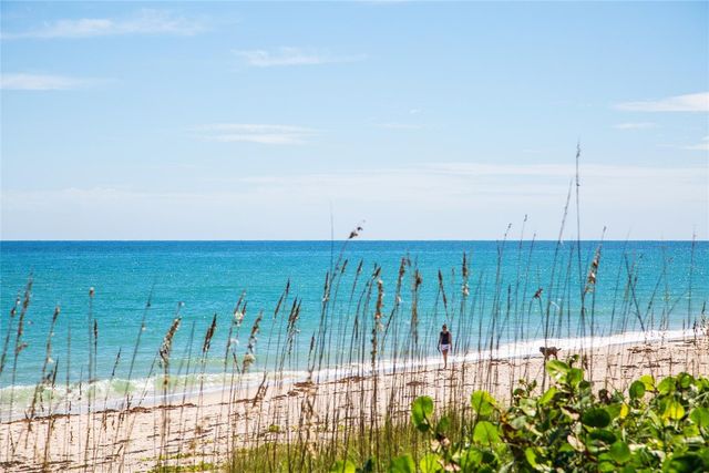 1760 Cypress Lane, Vero Beach, FL 32963