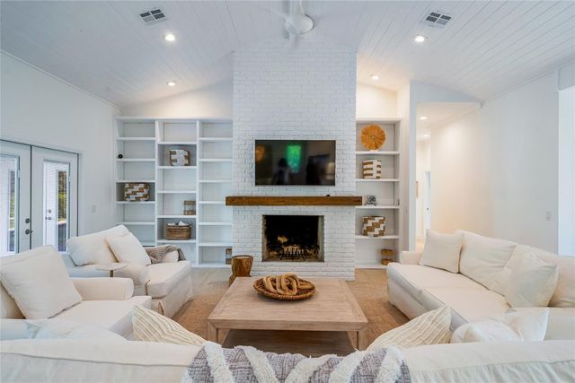 1760 Cypress Lane, Vero Beach, FL 32963