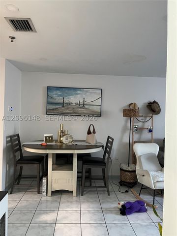12035 SW 14th St 104, Miami, FL 33184