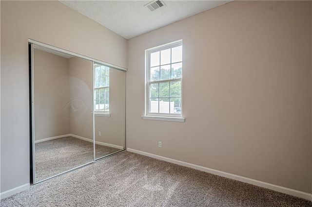 331 Windcroft NW Lane, Acworth, GA 30101