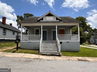 6 Hazel Street, Porterdale, GA 30014