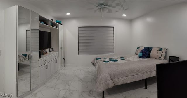 2709 SW 4th PL, Cape Coral, FL 33914