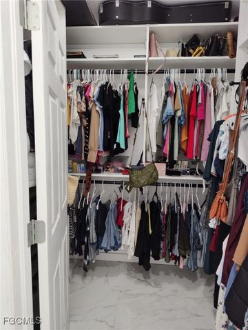 2709 SW 4th PL, Cape Coral, FL 33914