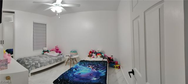 2709 SW 4th PL, Cape Coral, FL 33914