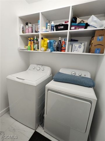 2709 SW 4th PL, Cape Coral, FL 33914