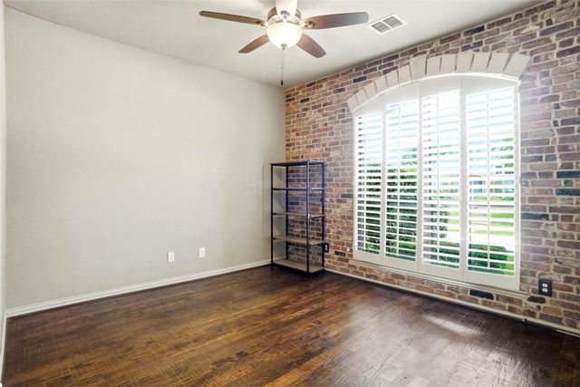 1632 Flowers Drive, Carrollton, TX 75007