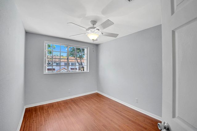 9499 NW 42nd Street, Sunrise, FL 33351