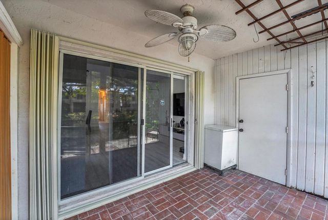 9499 NW 42nd Street, Sunrise, FL 33351