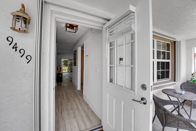 9499 NW 42nd Street, Sunrise, FL 33351