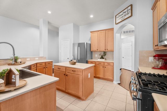 18502 Cascade Timbers Lane, Tomball, TX 77377