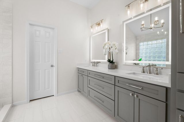 18502 Cascade Timbers Lane, Tomball, TX 77377