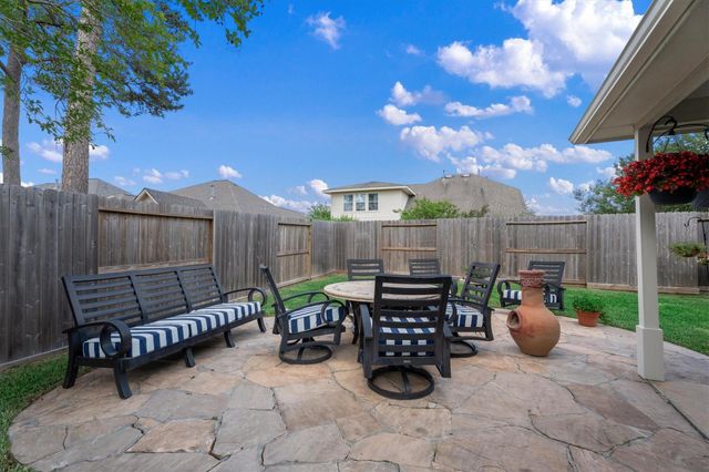 18502 Cascade Timbers Lane, Tomball, TX 77377
