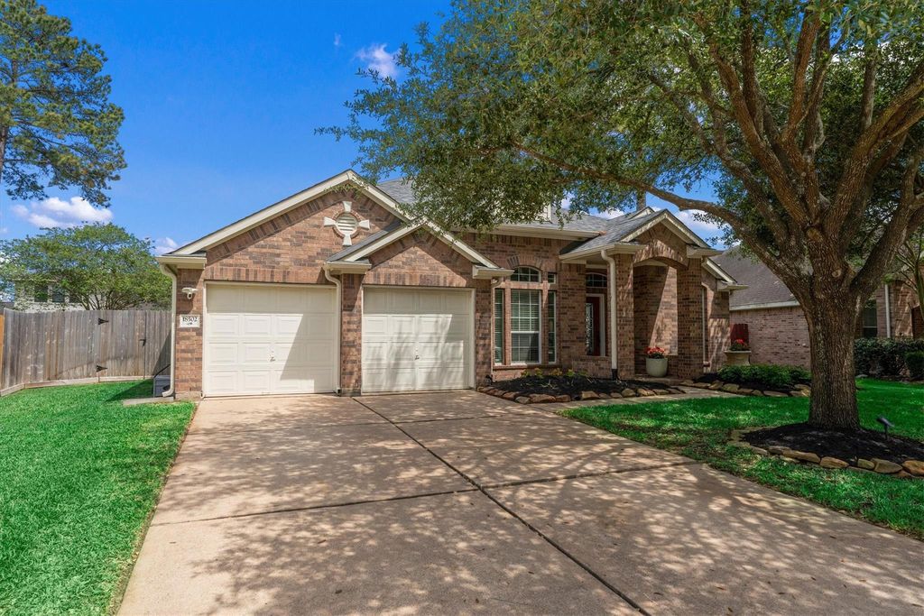 18502 Cascade Timbers Lane, Tomball, TX 77377