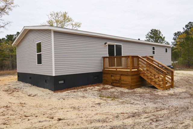 1069 Wild Rose Court, Manning, SC 29102