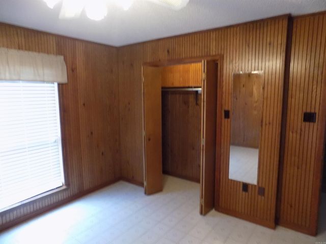 12 Lieblong Rd, Greenbrier, AR 72058