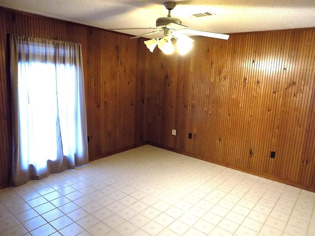 12 Lieblong Rd, Greenbrier, AR 72058