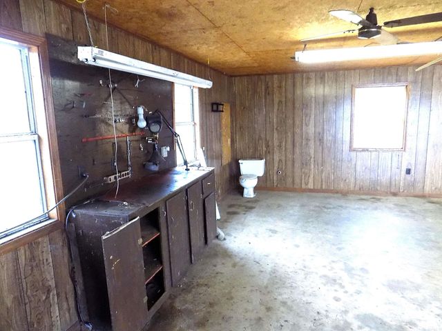 12 Lieblong Rd, Greenbrier, AR 72058