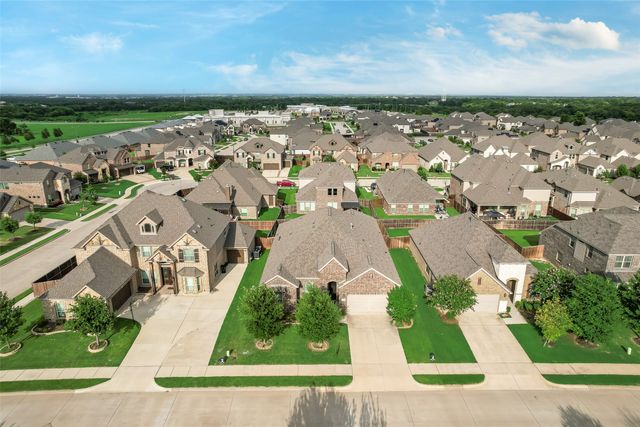 2610 Fawn Valley Avenue, Midlothian, TX 76065