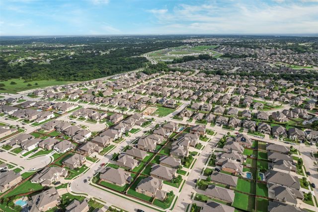 2610 Fawn Valley Avenue, Midlothian, TX 76065