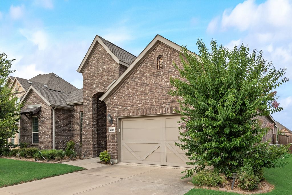 2610 Fawn Valley Avenue, Midlothian, TX 76065