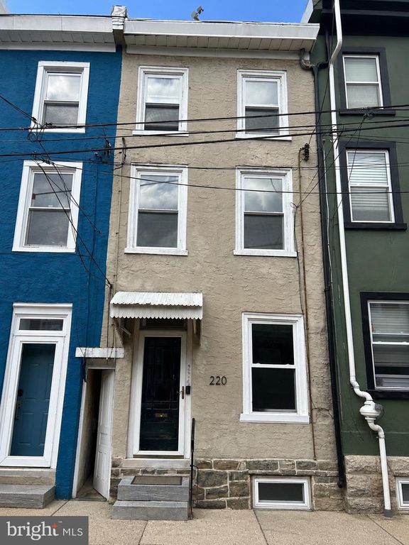 220 BALDWIN ST, PHILADELPHIA, PA 19127 — exterior