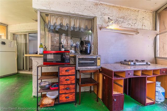 1318 Deer Park Court, Sebring, FL 33872