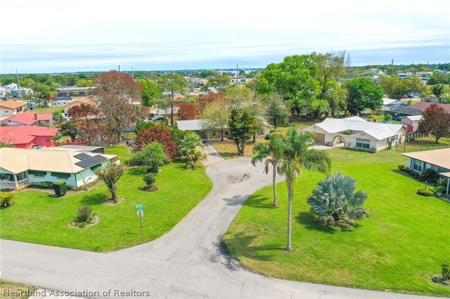 1318 Deer Park Court, Sebring, FL 33872