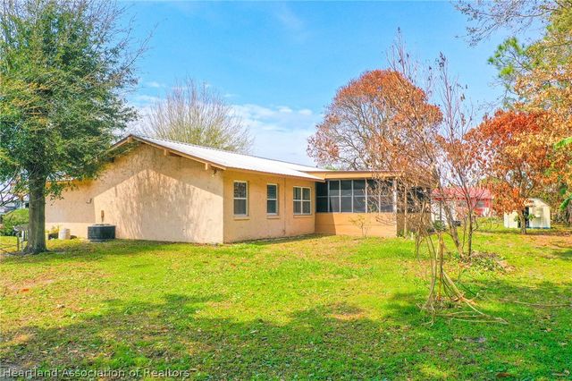 1318 Deer Park Court, Sebring, FL 33872