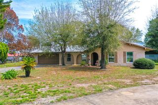 1318 Deer Park Court, Sebring, FL 33872