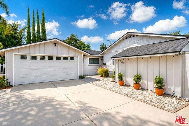 5245 Ventura Canyon Avenue, Van Nuys, CA 91401