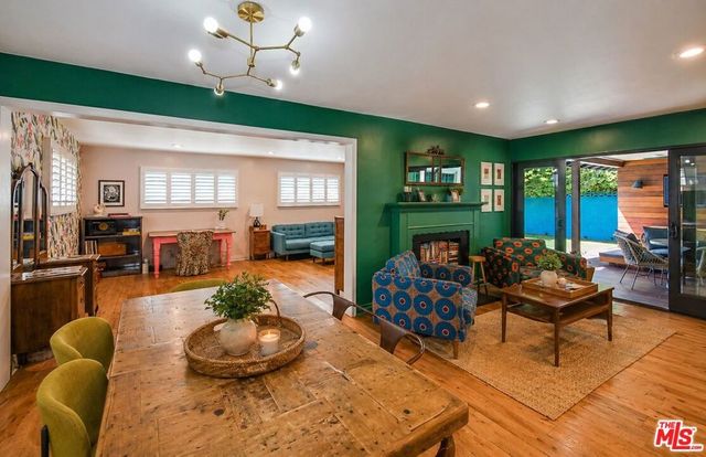 5245 Ventura Canyon Avenue, Van Nuys, CA 91401