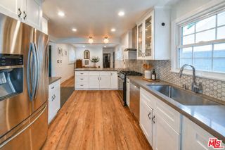 5245 Ventura Canyon Avenue, Sherman Oaks, CA 91401