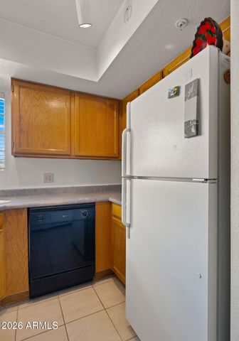 5950 N 78TH Street 242, Scottsdale, AZ 85250