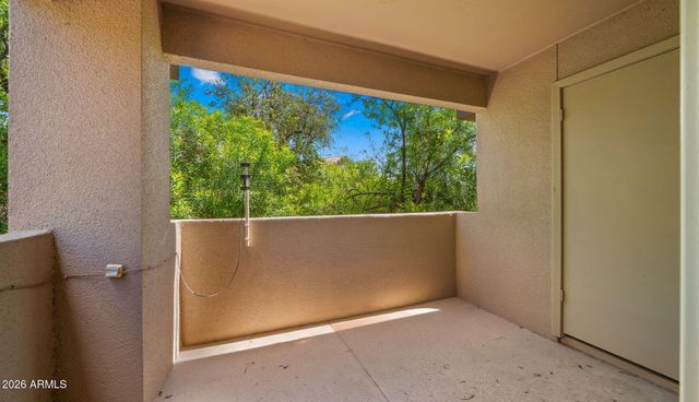 5950 N 78TH Street 242, Scottsdale, AZ 85250