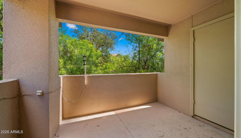 Image 20 of property listing at 5950 N 78TH Street 242, Scottsdale, AZ 85250