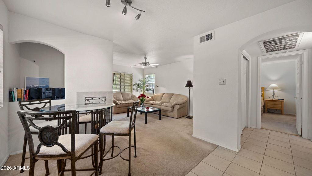 Image 6 of property listing at 5950 N 78TH Street 242, Scottsdale, AZ 85250