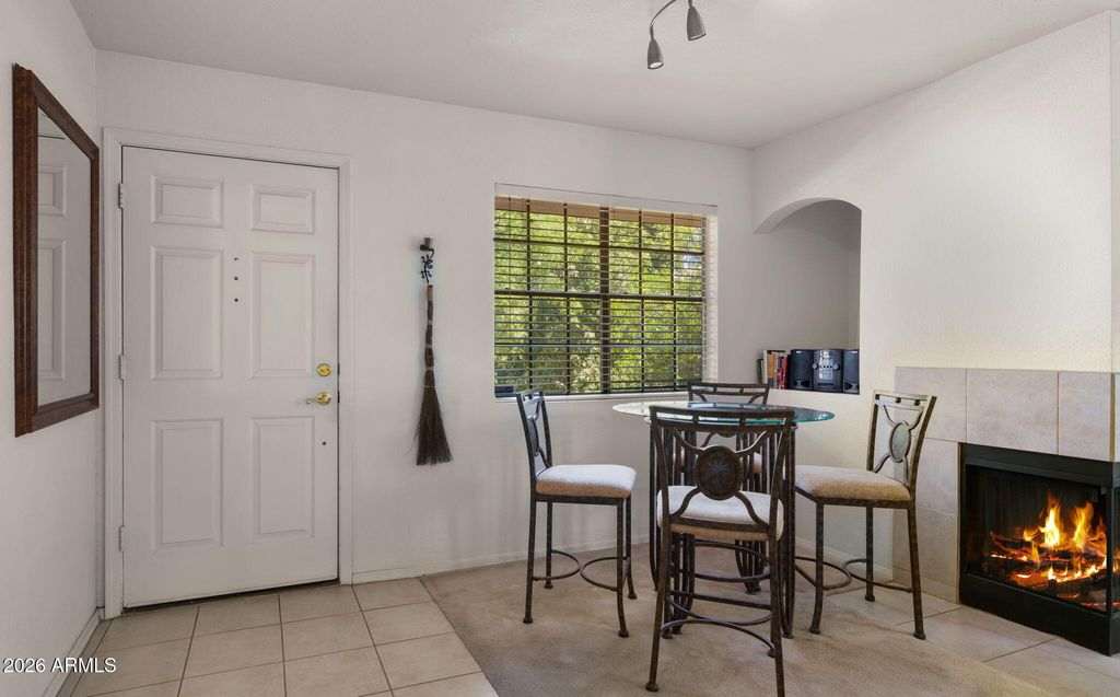 Image 7 of property listing at 5950 N 78TH Street 242, Scottsdale, AZ 85250