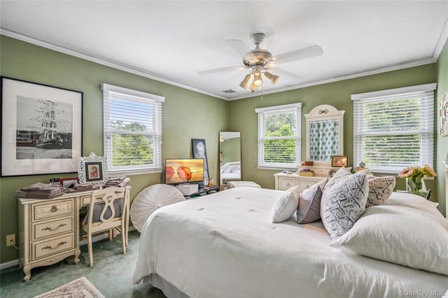 6 Cedar Avenue, Locust Valley, NY 11560