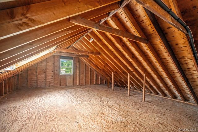 6 Cedar Avenue, Locust Valley, NY 11560