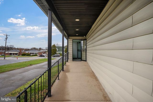 7917 WISE AVE, Dundalk, MD 21222