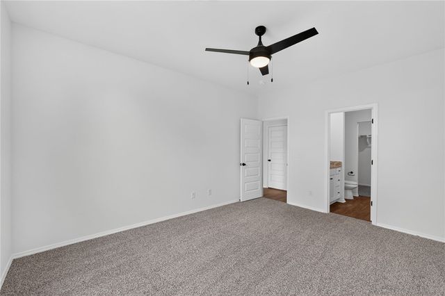 3902 Crescent Springs Avenue, Springdale, AR 72764
