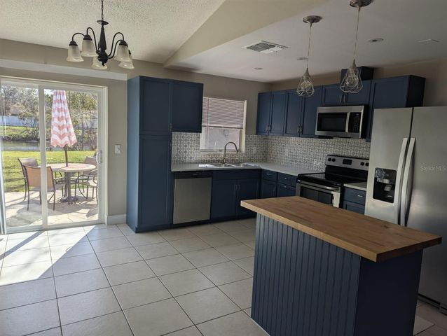 332 GAIT CT, Kissimmee, FL 34743